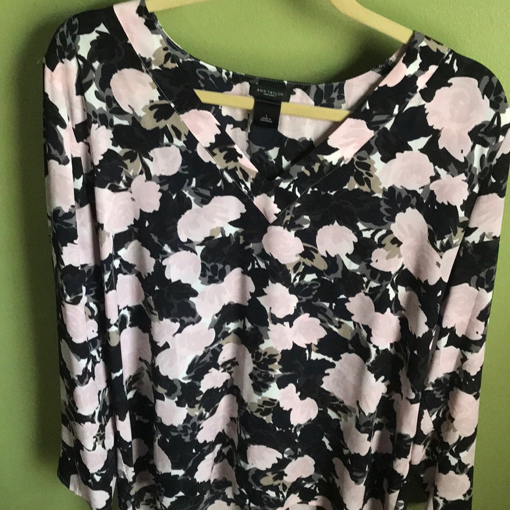 Ann Taylor L/S dress blouse